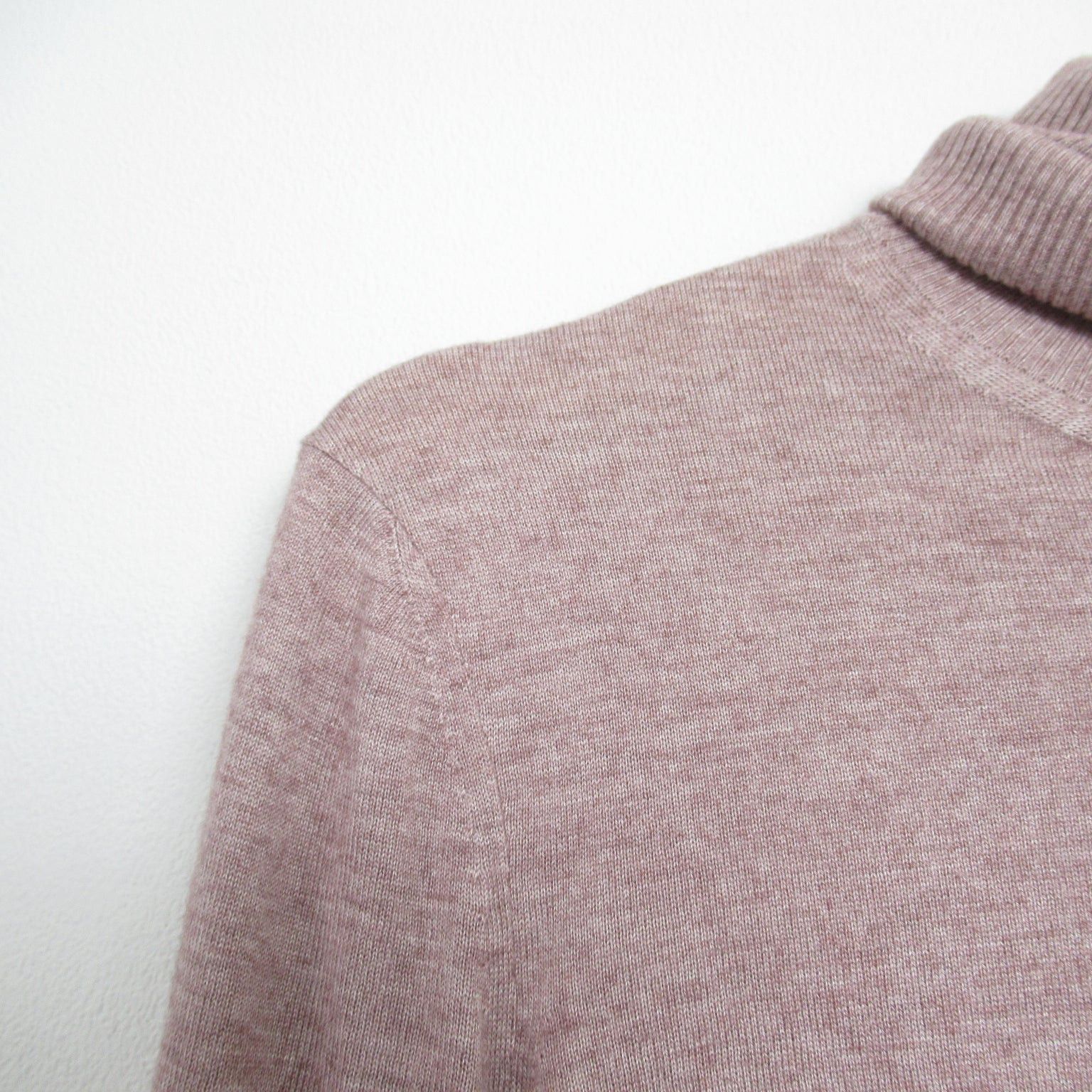 Hermes Hermes Turtleneck Solde Product Knit Cashmere Pink Size ONE SIZE - 6 Thumbnail
