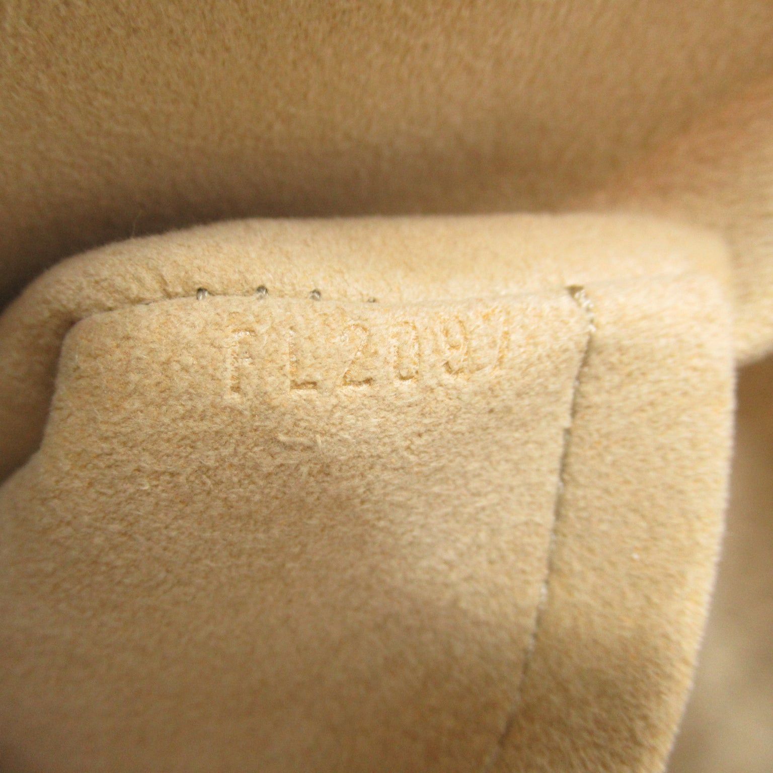 Louis Vuitton Louis Vuitton Beverly M.M. Shoulder Bag Coated Canvas Monogram Brown Size ONE SIZE - 7 Thumbnail