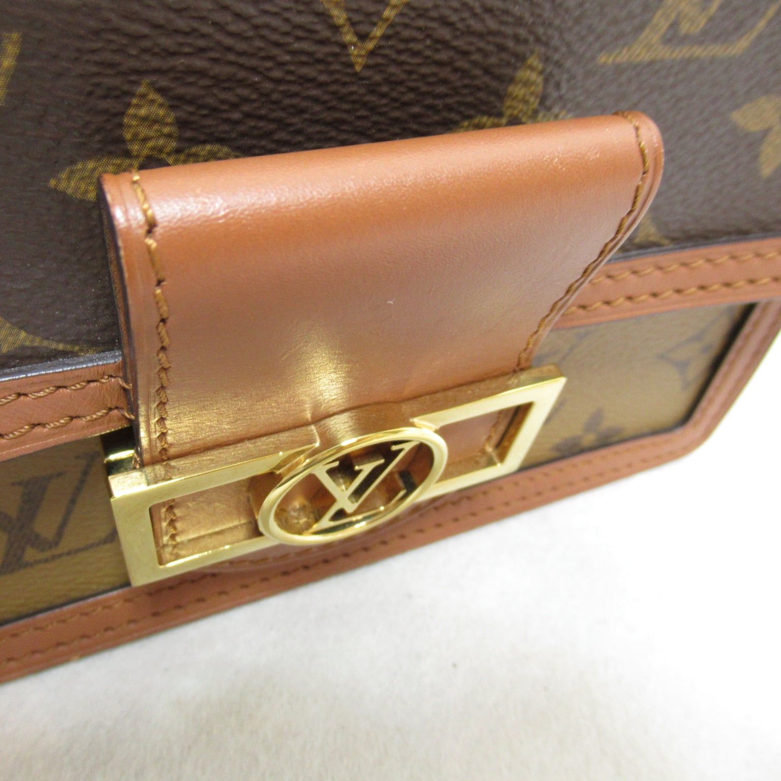 Louis Vuitton Louis Vuitton Portefeuille Dauphine Shoulder Bag Coated Canvas Monogram Brown Size ONE SIZE - 8 Thumbnail