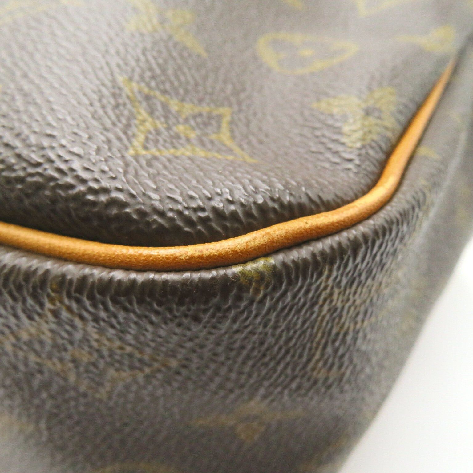 Louis Vuitton Louis Vuitton Cite Gm Shoulder Bag Coated Canvas Monogram Brown Size ONE SIZE - 12 Thumbnail