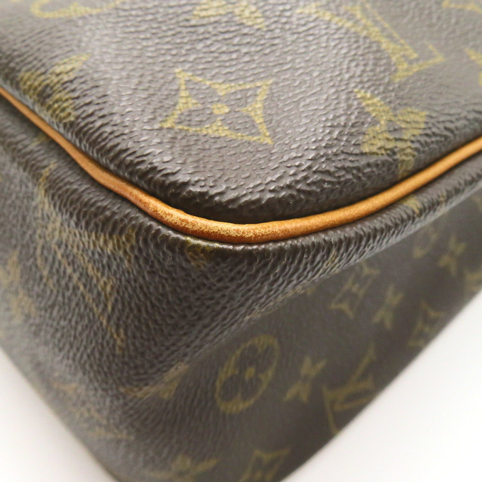 Louis Vuitton Louis Vuitton Cite Gm Shoulder Bag Coated Canvas Monogram Brown Size ONE SIZE - 13 Thumbnail