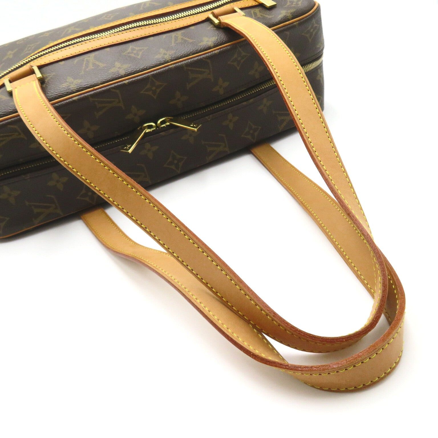 Louis Vuitton Louis Vuitton Cite Gm Shoulder Bag Coated Canvas Monogram Brown Size ONE SIZE - 9 Thumbnail