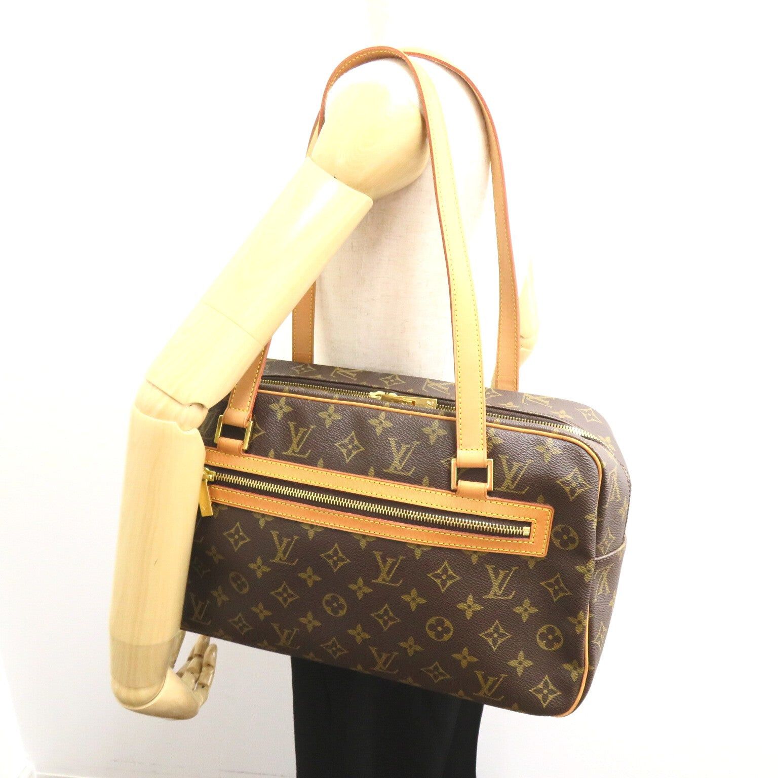 Louis Vuitton Louis Vuitton Cite Gm Shoulder Bag Coated Canvas Monogram Brown Size ONE SIZE - 5 Thumbnail