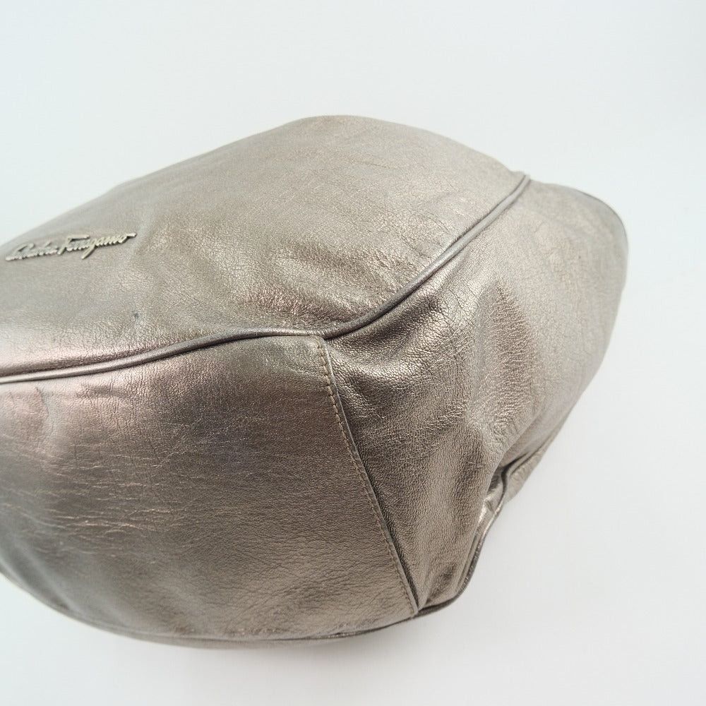 Salvatore Ferragamo Gold Leather Handbag (Pre-Owned) Size ONE SIZE - 7 Thumbnail