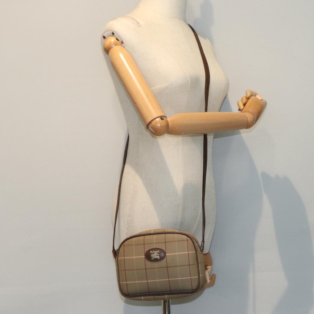 Burberry Nova Check Beige Canvas Shoulder Bag (Pre-Owned) Size ONE SIZE - 7 Thumbnail