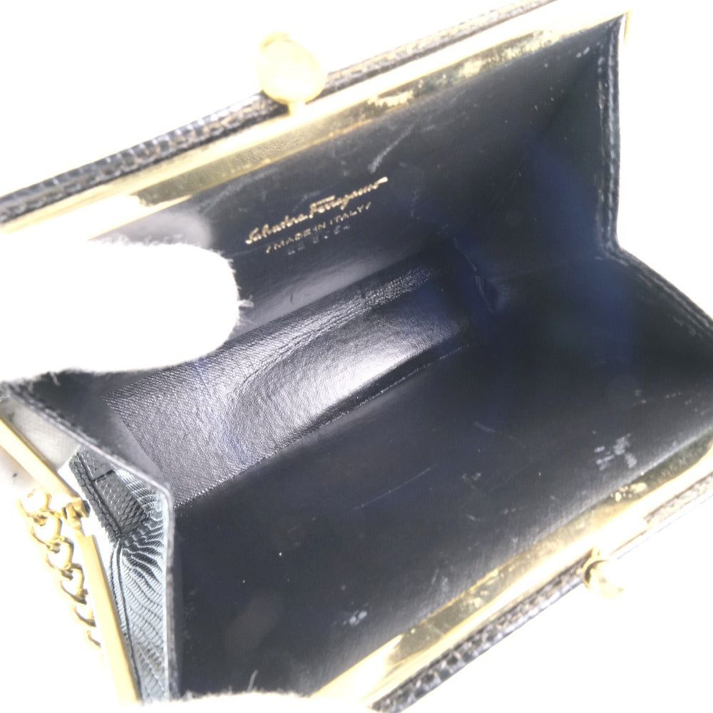 Vara Black Leather Shoulder Bag (Pre-Owned)