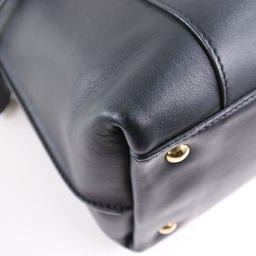 Salvatore Ferragamo Gancini Black Leather Handbag (Pre-Owned) Size ONE SIZE - 12 Thumbnail
