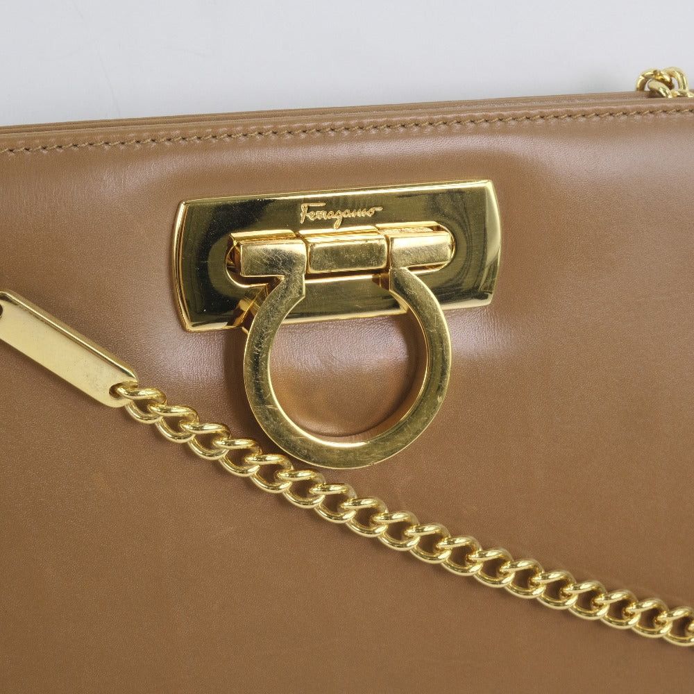 Salvatore Ferragamo Brown Leather Shoulder Bag (Pre-Owned) Size ONE SIZE - 8 Thumbnail