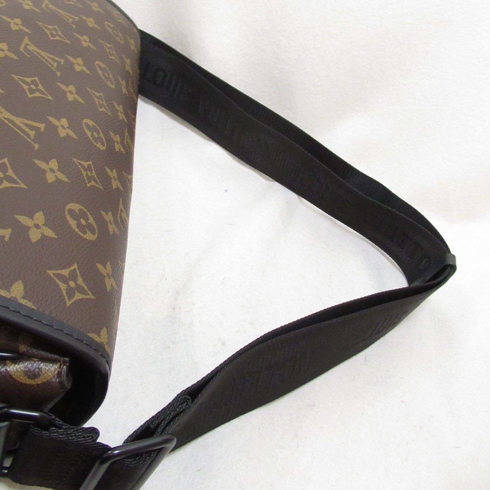 Louis Vuitton Louis Vuitton Archie Messenger Bag Shoulder Coated Canvas Monogram Macassar Brown Size ONE SIZE - 7 Thumbnail