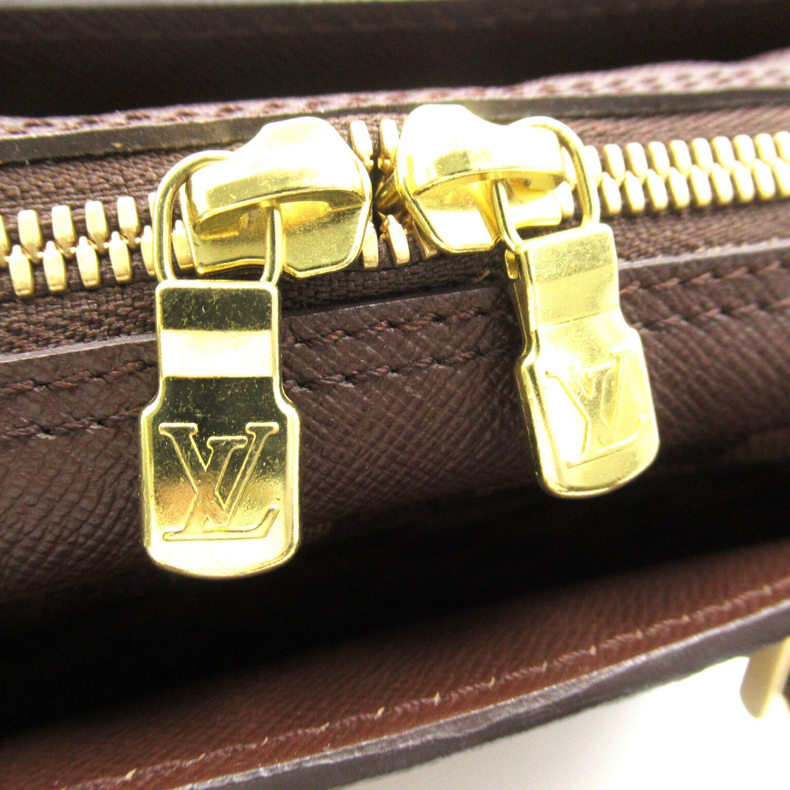 Louis Vuitton Louis Vuitton Triana Handbag Coated Canvas Damier Brown Ebene Size ONE SIZE - 9 Thumbnail