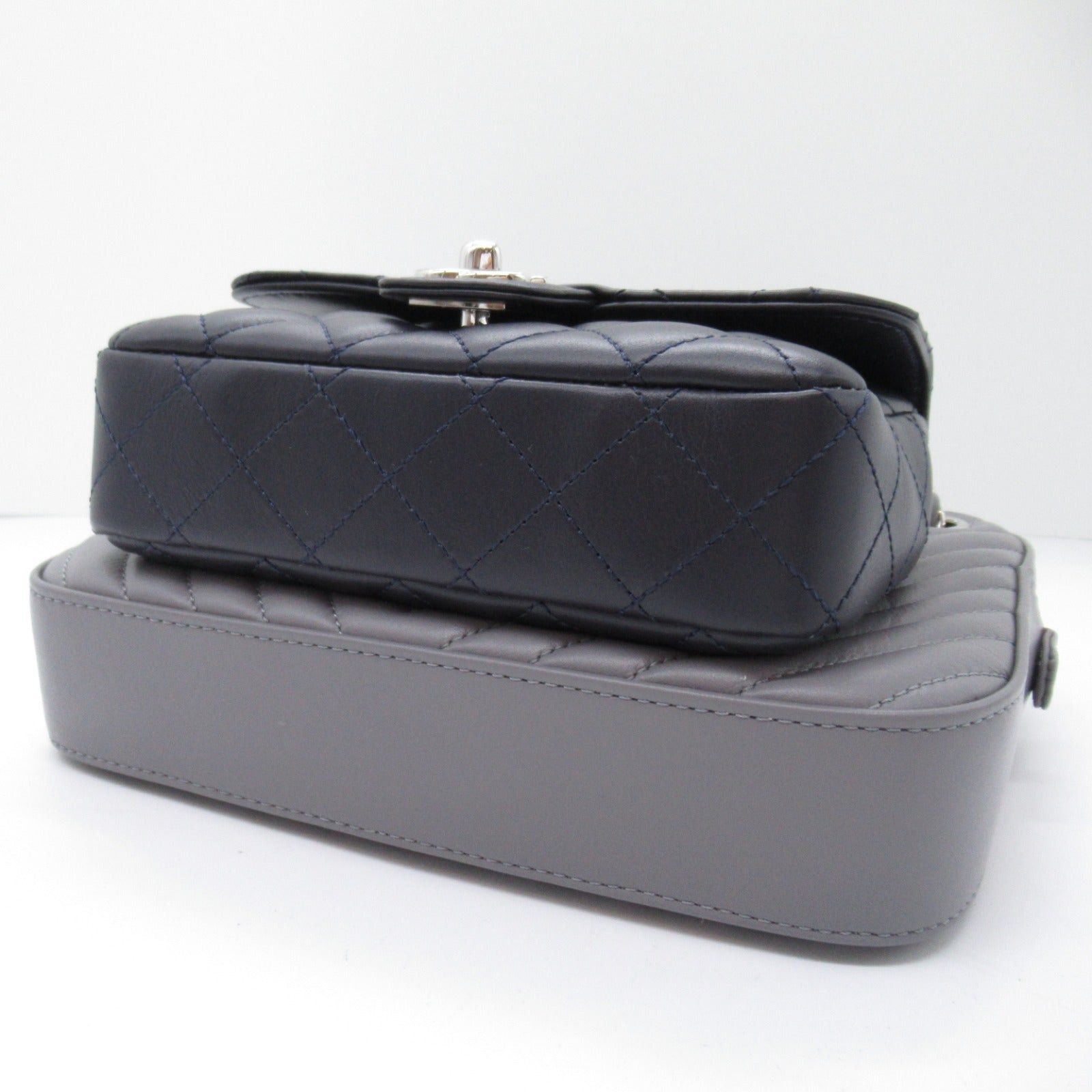 Chanel Chanel Matelasse/V Stitch Chain Shoulder Bag Leather Gray Navy Silver Hardware Size ONE SIZE - 4 Thumbnail