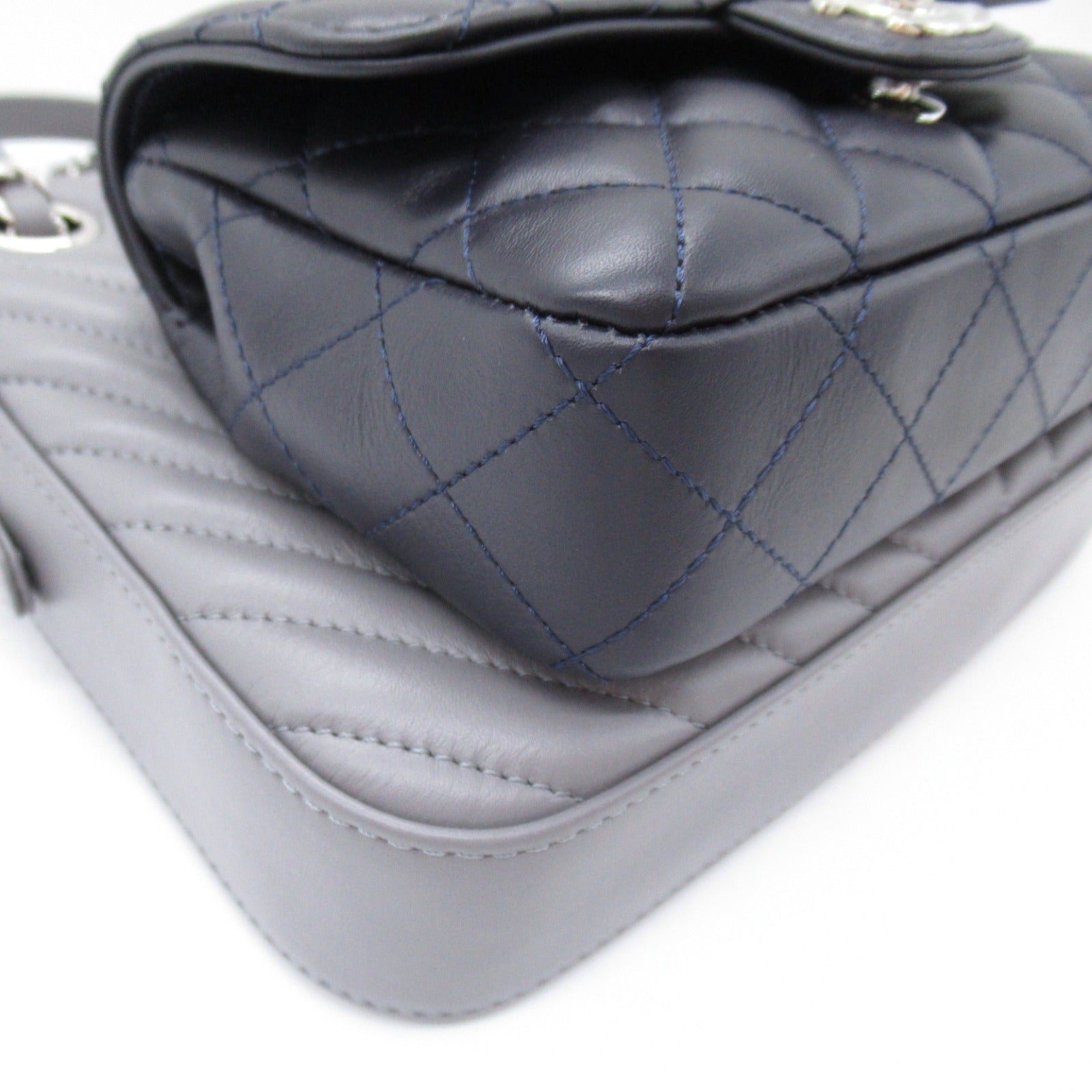 Chanel Chanel Matelasse/V Stitch Chain Shoulder Bag Leather Gray Navy Silver Hardware Size ONE SIZE - 11 Thumbnail