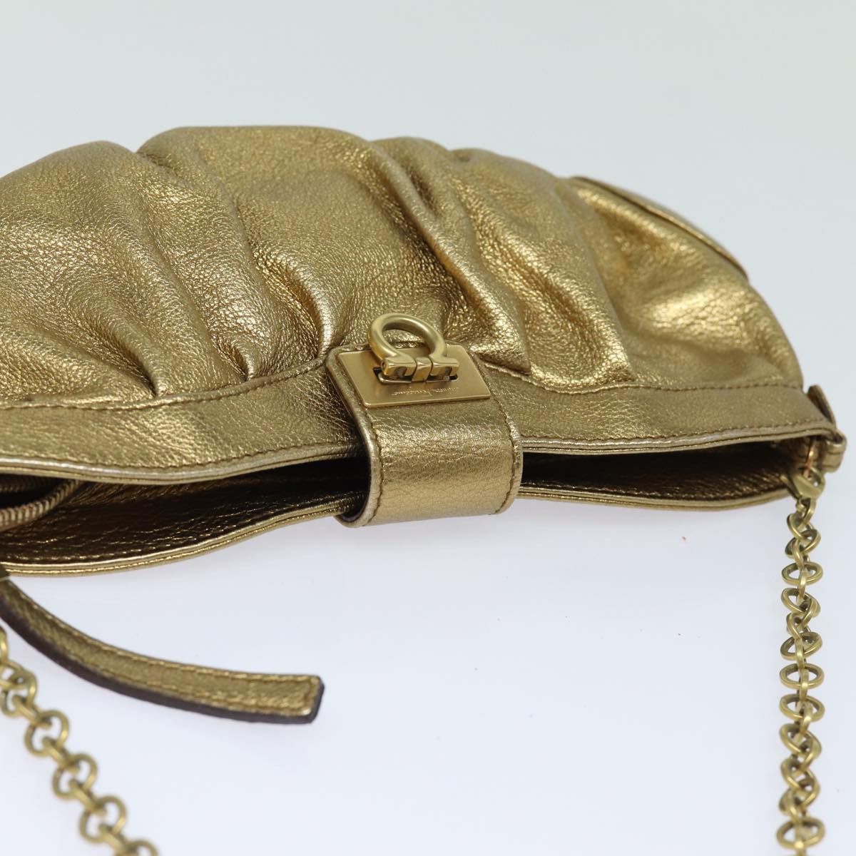 Salvatore Ferragamo Gancio Gold Leather Shoulder Bag (Pre-Owned) Size ONE SIZE - 4 Thumbnail