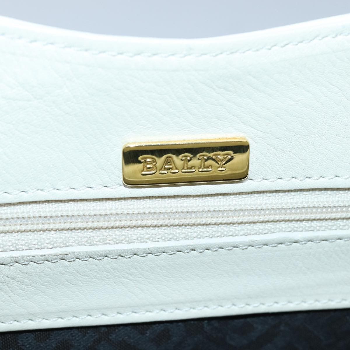 Bally Beige Leather Shoulder Bag (Pre-Owned) Size ONE SIZE - 7 Thumbnail
