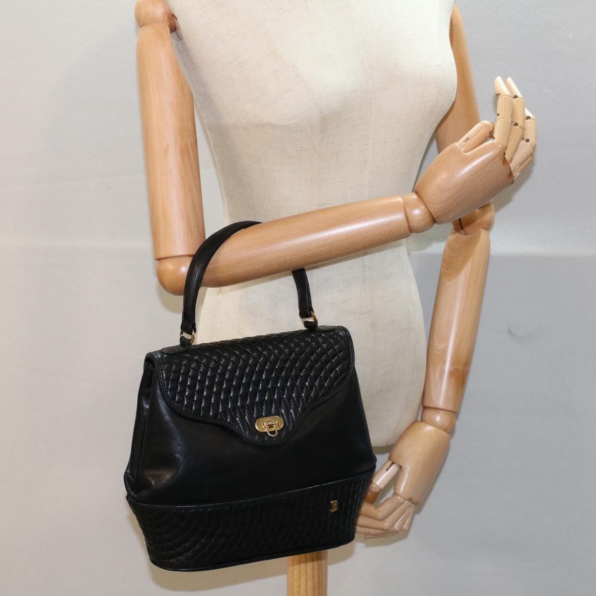 Bally Black Leather Handbag (Pre-Owned) Size ONE SIZE - 7 Thumbnail