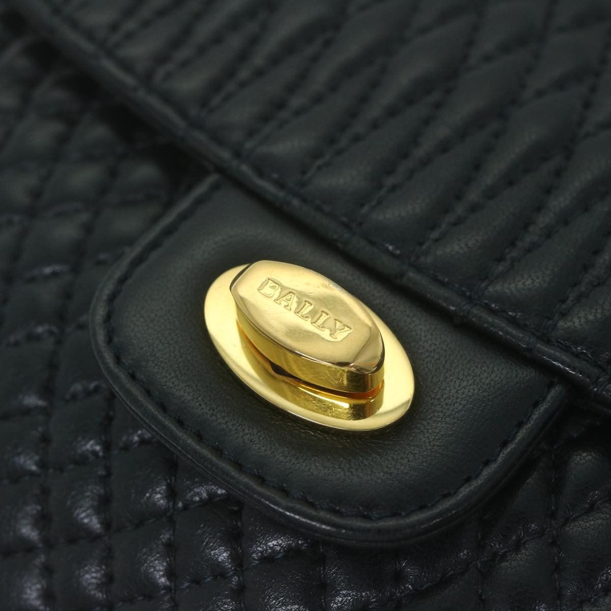 Bally Navy Leather Shoulder Bag (Pre-Owned) Size ONE SIZE - 12 Thumbnail