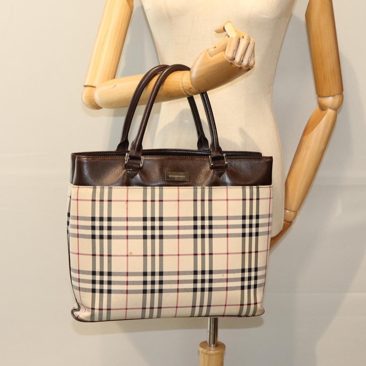Burberry Nova Check Beige Polyester Handbag (Pre-Owned) Size ONE SIZE - 6 Thumbnail