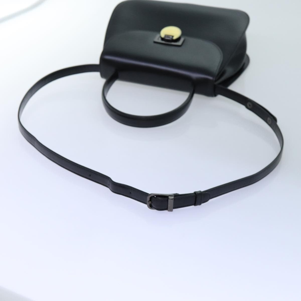 Givenchy Black Leather Handbag (Pre-Owned) Size ONE SIZE - 11 Thumbnail