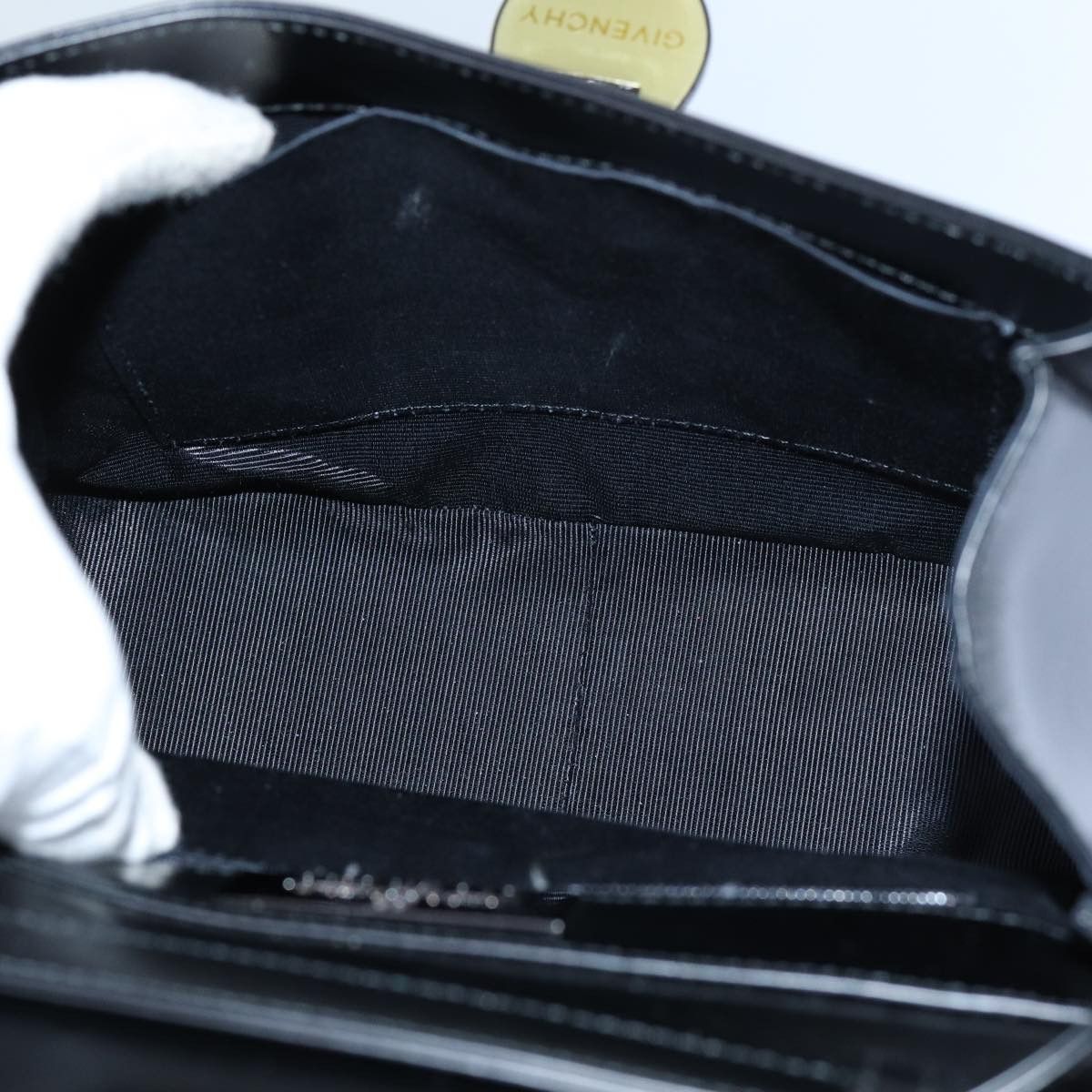 Givenchy Black Leather Handbag (Pre-Owned) Size ONE SIZE - 5 Thumbnail