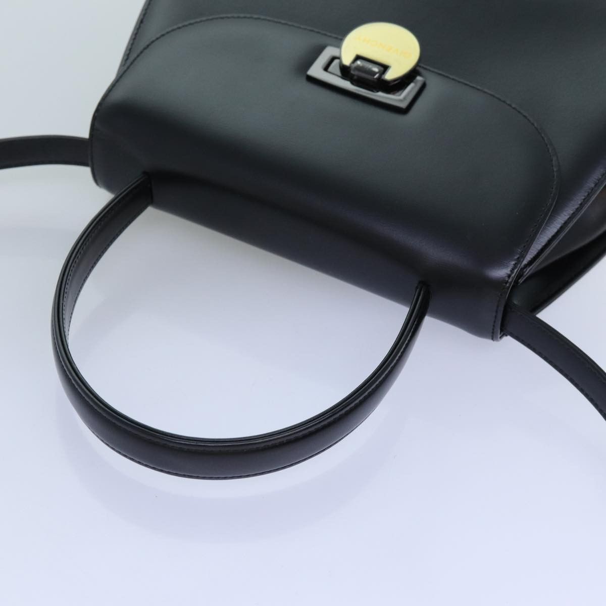 Givenchy Black Leather Handbag (Pre-Owned) Size ONE SIZE - 4 Thumbnail