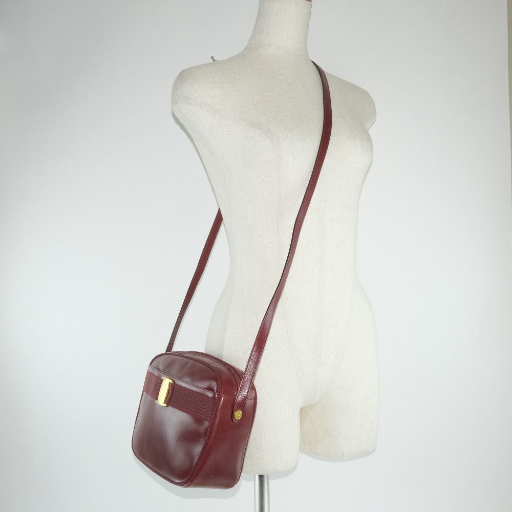 Salvatore Ferragamo Vala Red Leather Handbag (Pre-Owned) Size ONE SIZE - 9 Thumbnail
