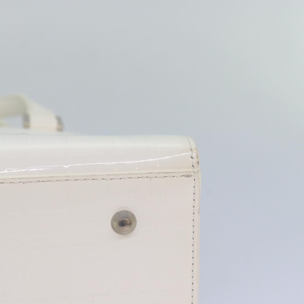 Burberry - White Patent Leather Handbag (Pre-Owned) Size ONE SIZE - 13 Thumbnail