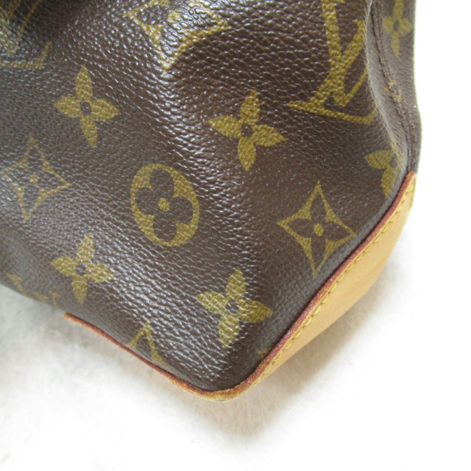 Louis Vuitton Louis Vuitton Wilshire Mm Shoulder Bag Coated Canvas Monogram Brown Size ONE SIZE - 9 Thumbnail