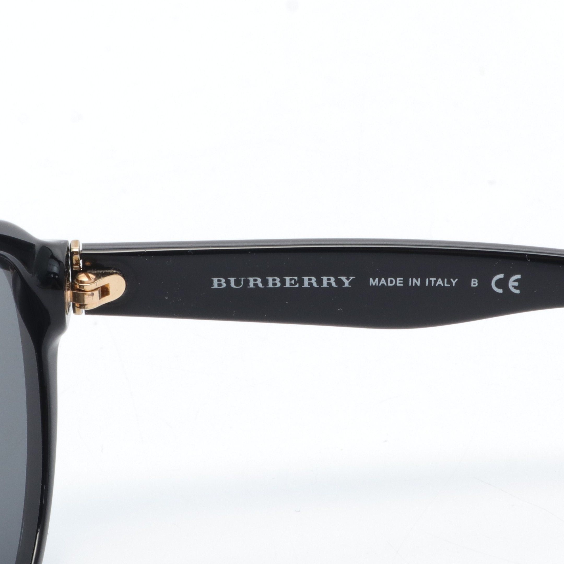 Burberry Burberry Sunglasses Black Size ONE SIZE - 4 Thumbnail