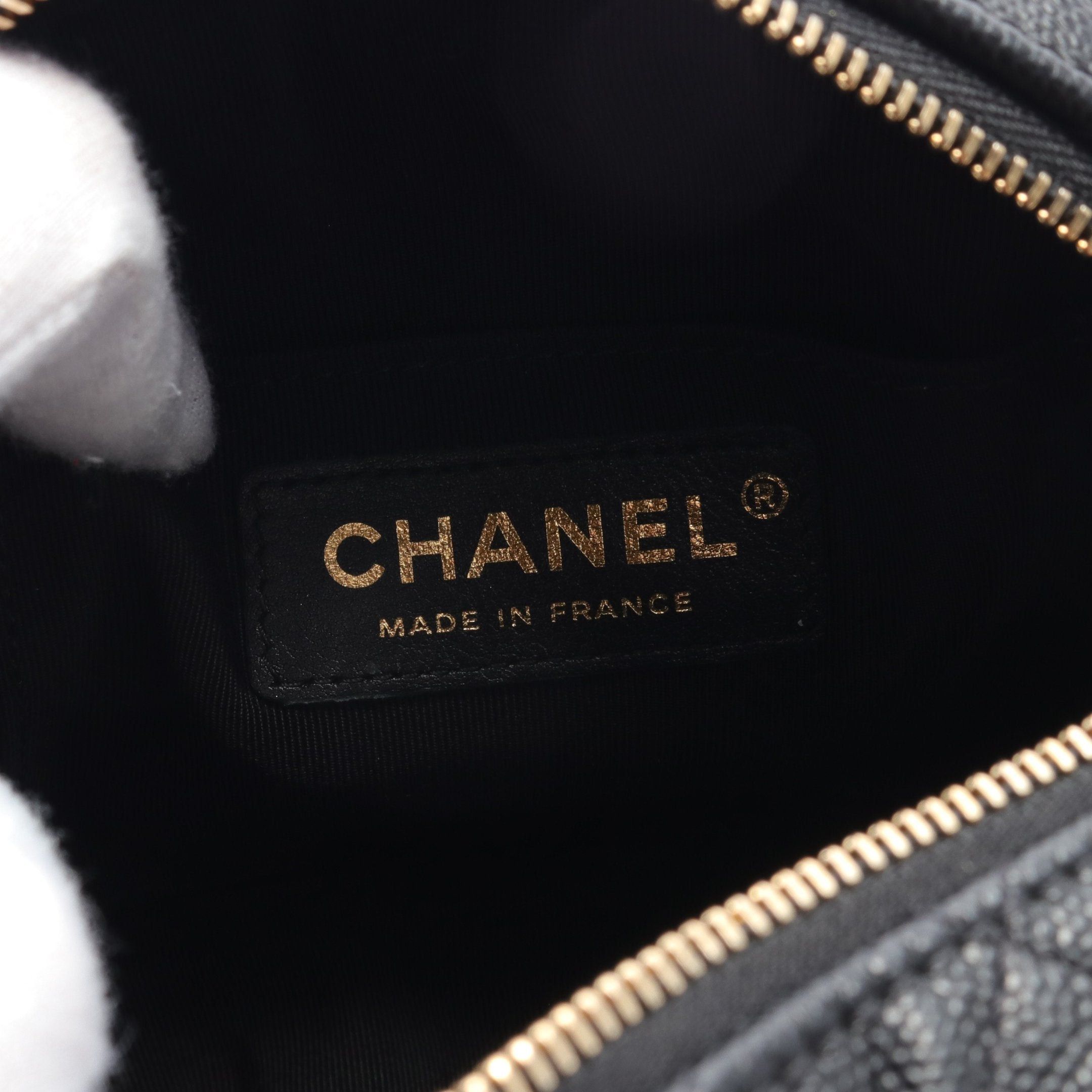 Chanel Chanel Matelasse Chain Shoulder Bag Caviar Skin Black Gold Hardware Size ONE SIZE - 4 Thumbnail