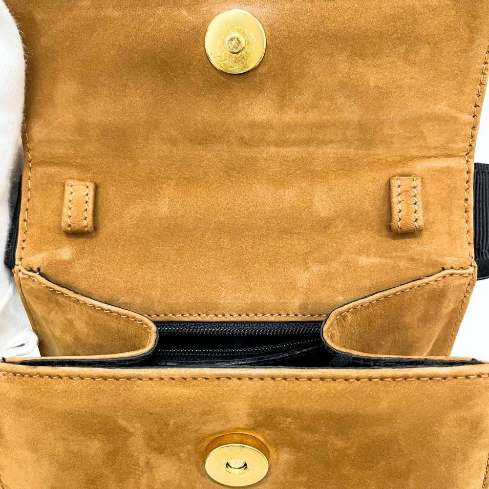 Salvatore Ferragamo Vara Brown Suede Handbag (Pre-Owned) Size ONE SIZE - 8 Thumbnail