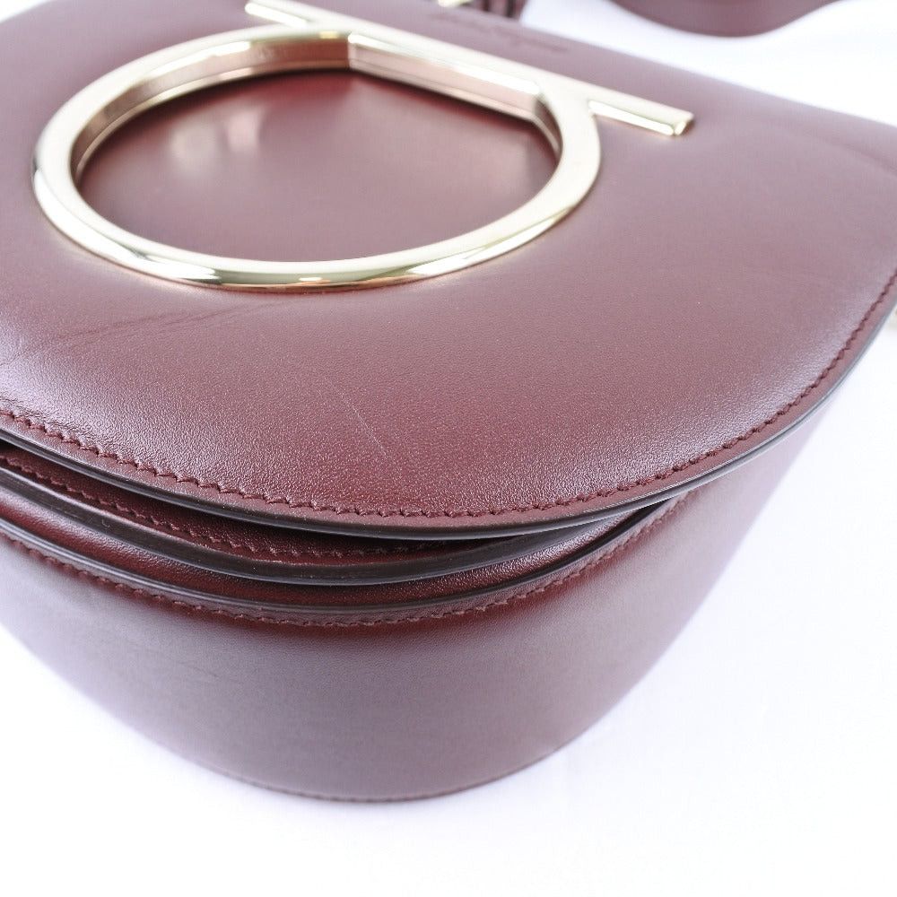 Salvatore Ferragamo Gancio Burgundy Leather Shoulder Bag (Pre-Owned) Size ONE SIZE - 13 Thumbnail