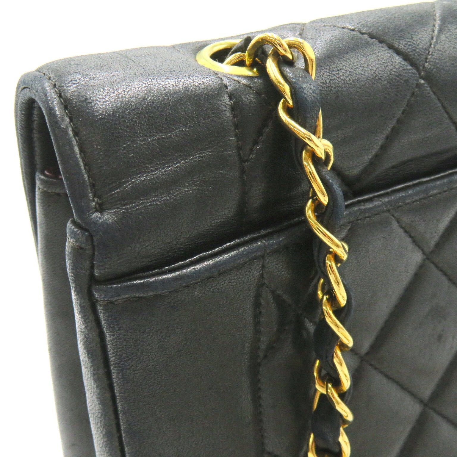 Chanel Chanel Matelasse Diana Chain Shoulder Bag Lambskin (Sheepskin) Black Gold Hardware Size ONE SIZE - 15 Thumbnail