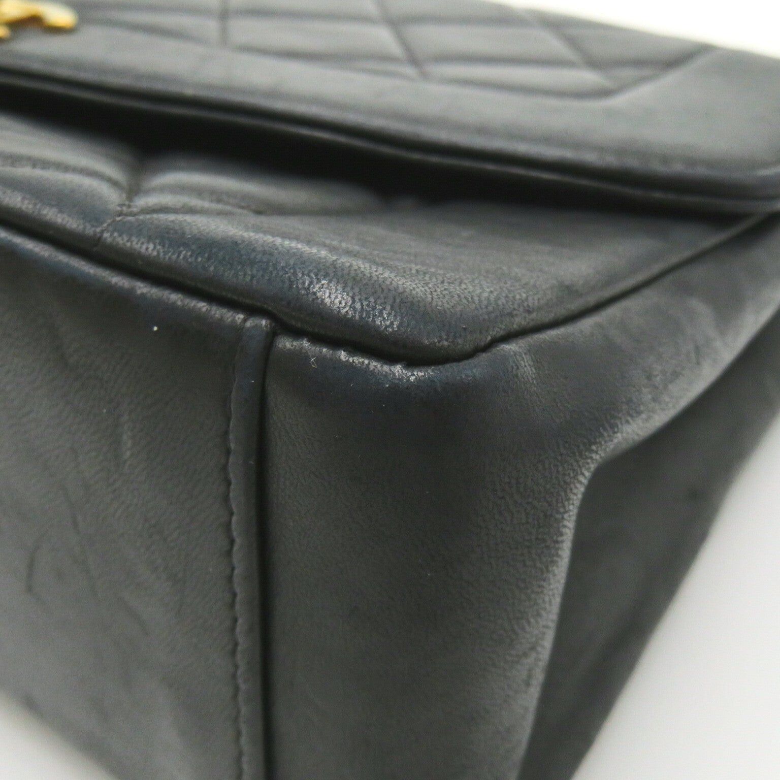 Chanel Chanel Matelasse Diana Chain Shoulder Bag Lambskin (Sheepskin) Black Gold Hardware Size ONE SIZE - 10 Thumbnail