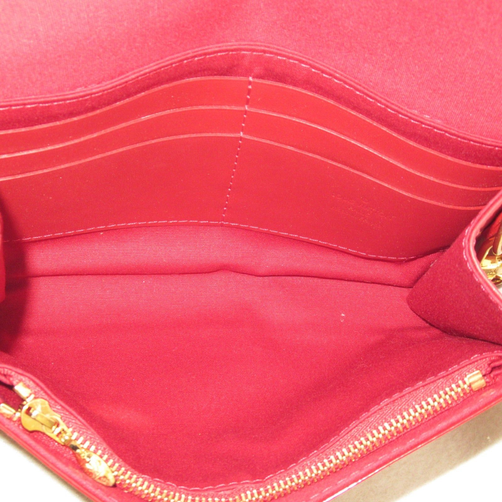 Louis Vuitton Louis Vuitton Belair Shoulder Bag Leather Patent Vernis Red Pomme D'Amour Size ONE SIZE - 5 Thumbnail