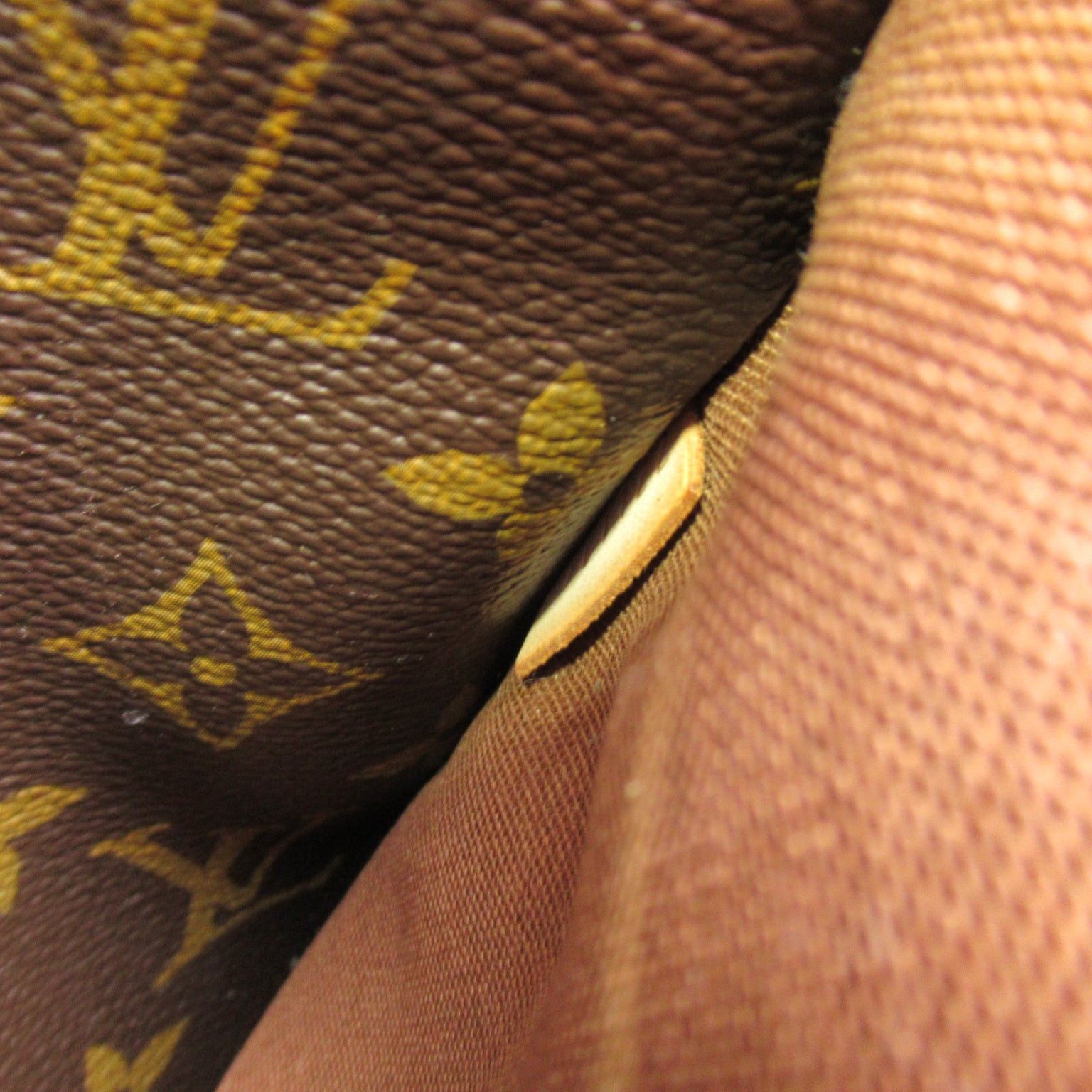 Louis Vuitton Louis Vuitton Totally Mm Handbag Tote Bag Coated Canvas Monogram Brown Size ONE SIZE - 11 Thumbnail