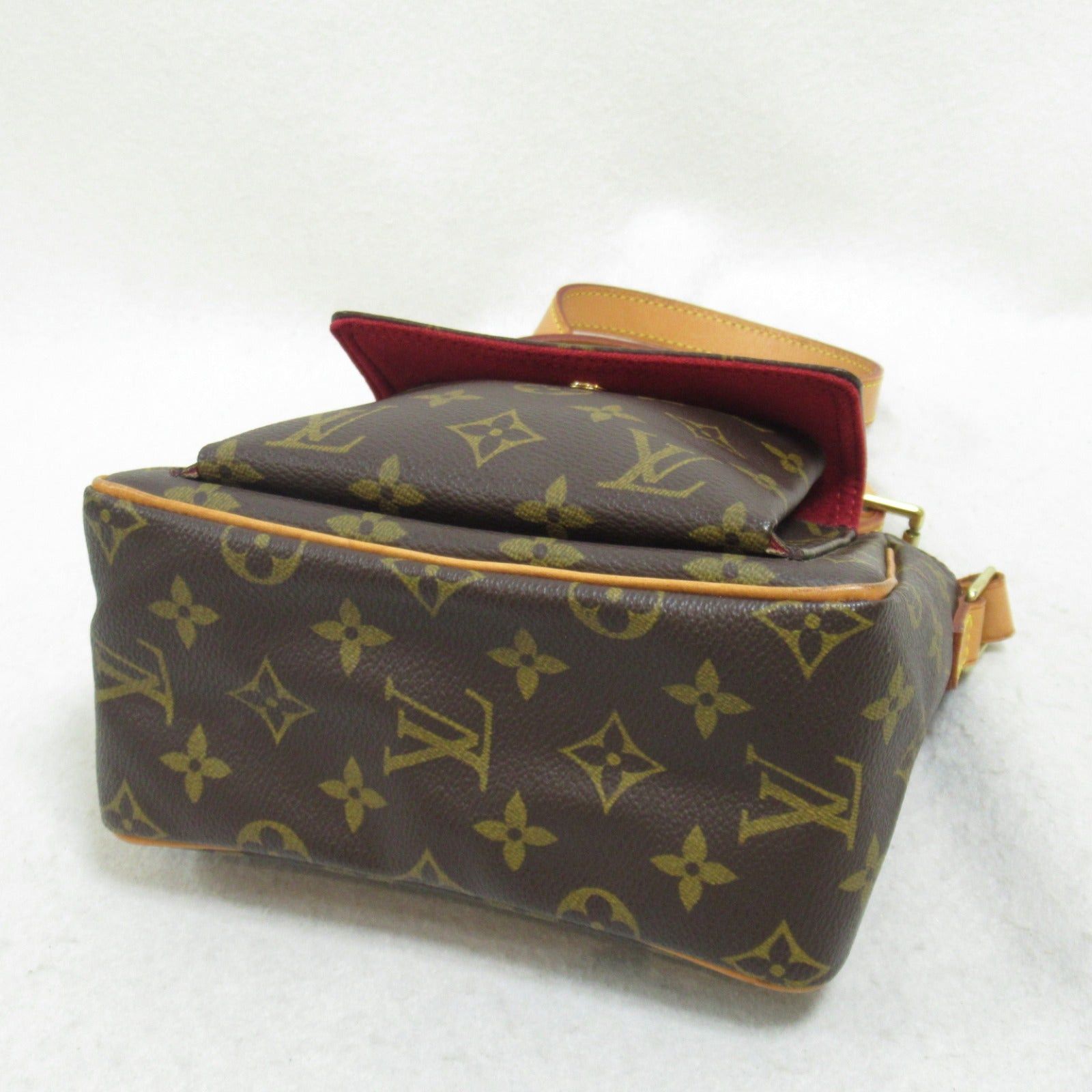 Louis Vuitton Louis Vuitton Viva Shite Pm Shoulder Bag Coated Canvas Monogram Brown Size ONE SIZE - 4 Thumbnail