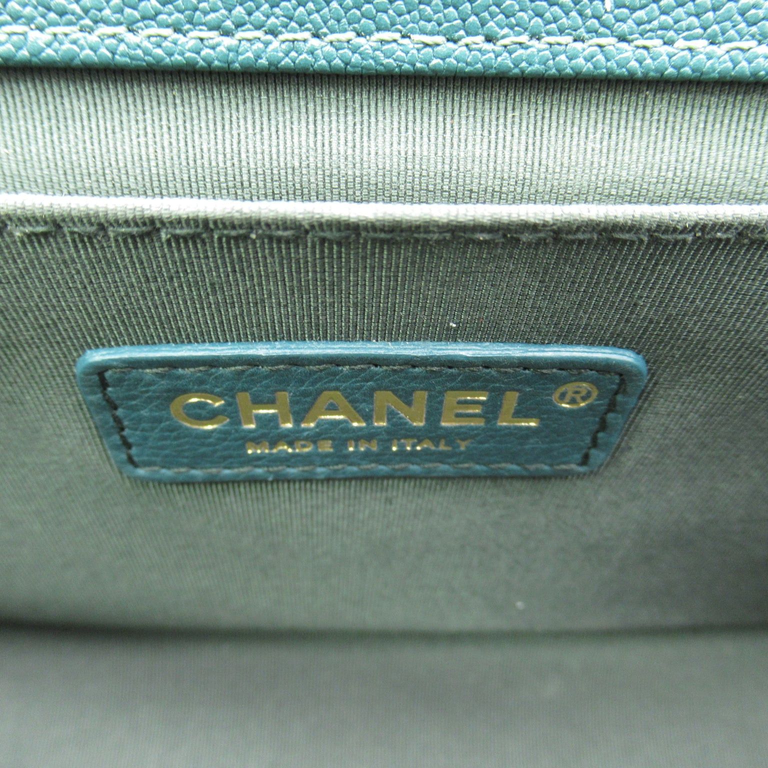 Chanel Chanel Boy Chanel Chain Shoulder Bag Caviar Skin (Grained Calf) Green Gold Hardware Size ONE SIZE - 10 Thumbnail