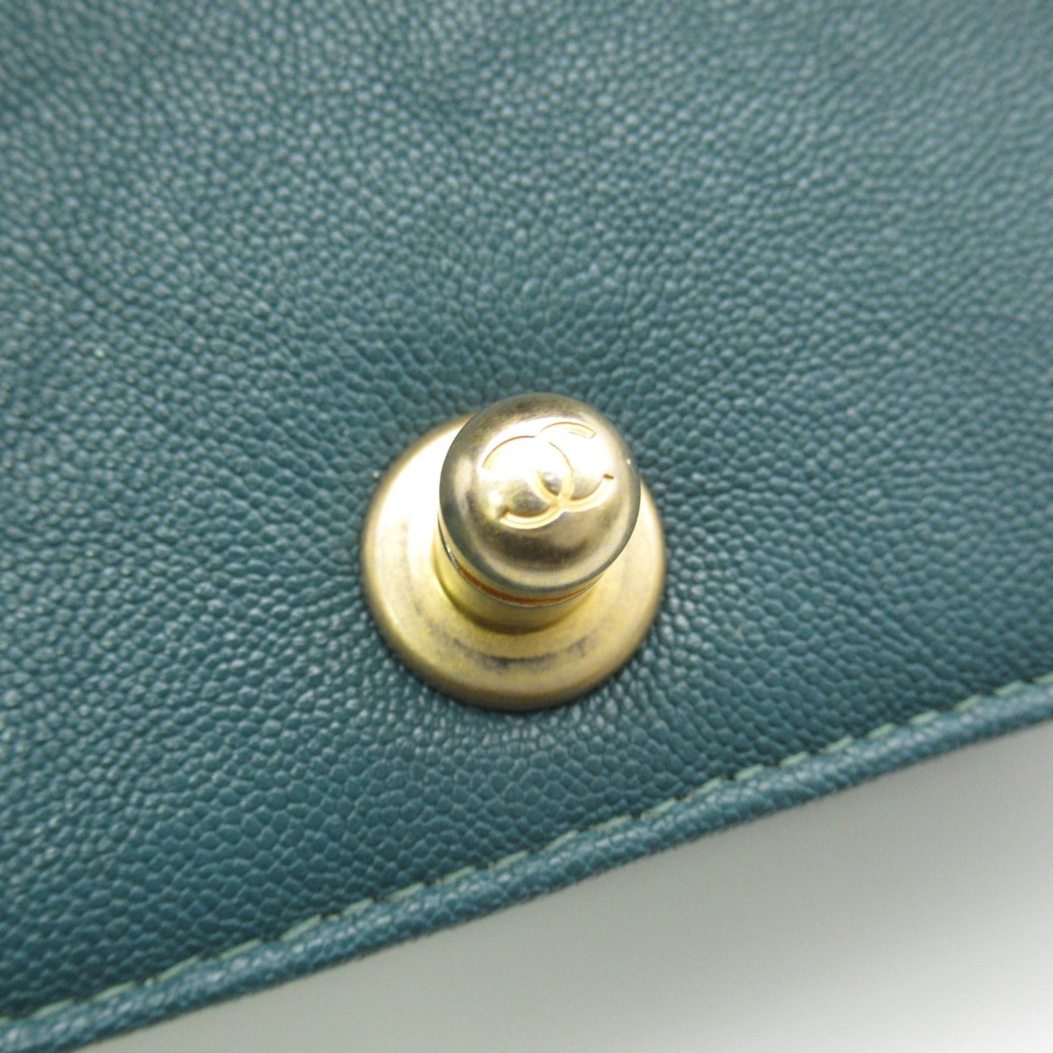 Chanel Chanel Boy Chanel Chain Shoulder Bag Caviar Skin (Grained Calf) Green Gold Hardware Size ONE SIZE - 15 Thumbnail