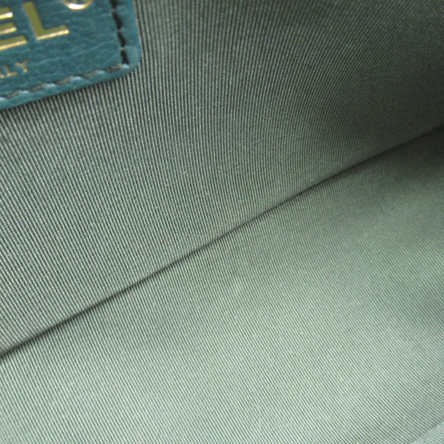 Chanel Chanel Boy Chanel Chain Shoulder Bag Caviar Skin (Grained Calf) Green Gold Hardware Size ONE SIZE - 13 Thumbnail