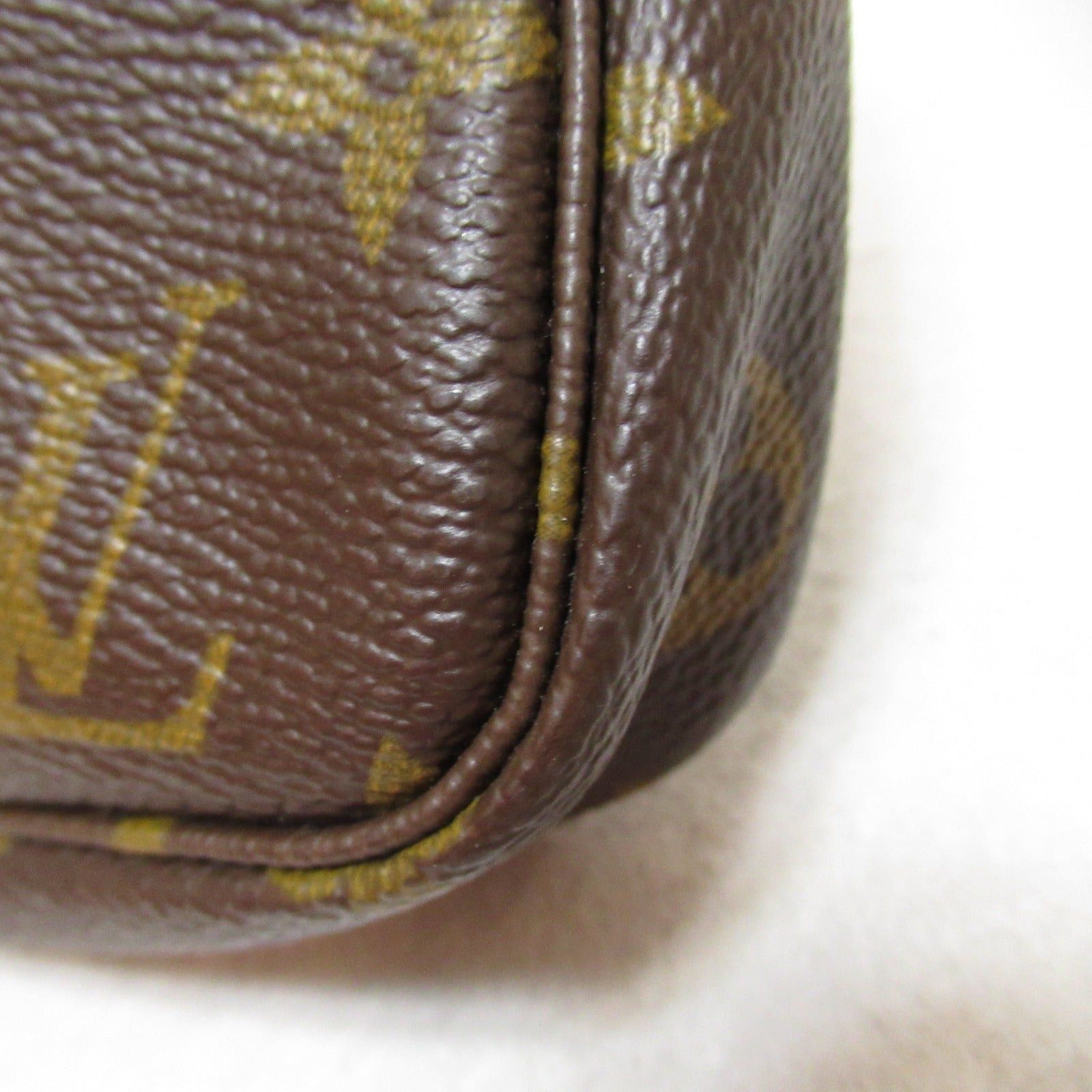 Louis Vuitton Louis Vuitton Pochette Accessoires Handbag Coated Canvas Monogram Brown Size ONE SIZE - 9 Thumbnail