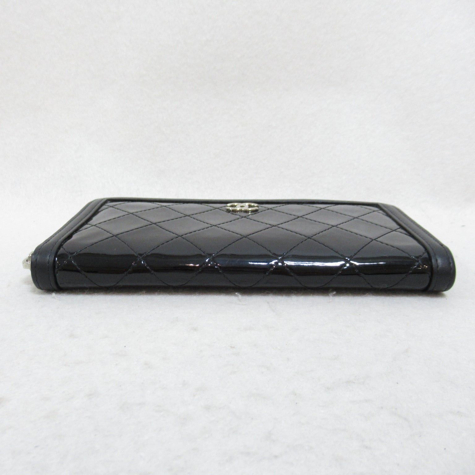 Chanel Chanel Round Long Wallet Zipper Enamel Black Size ONE SIZE - 4 Thumbnail