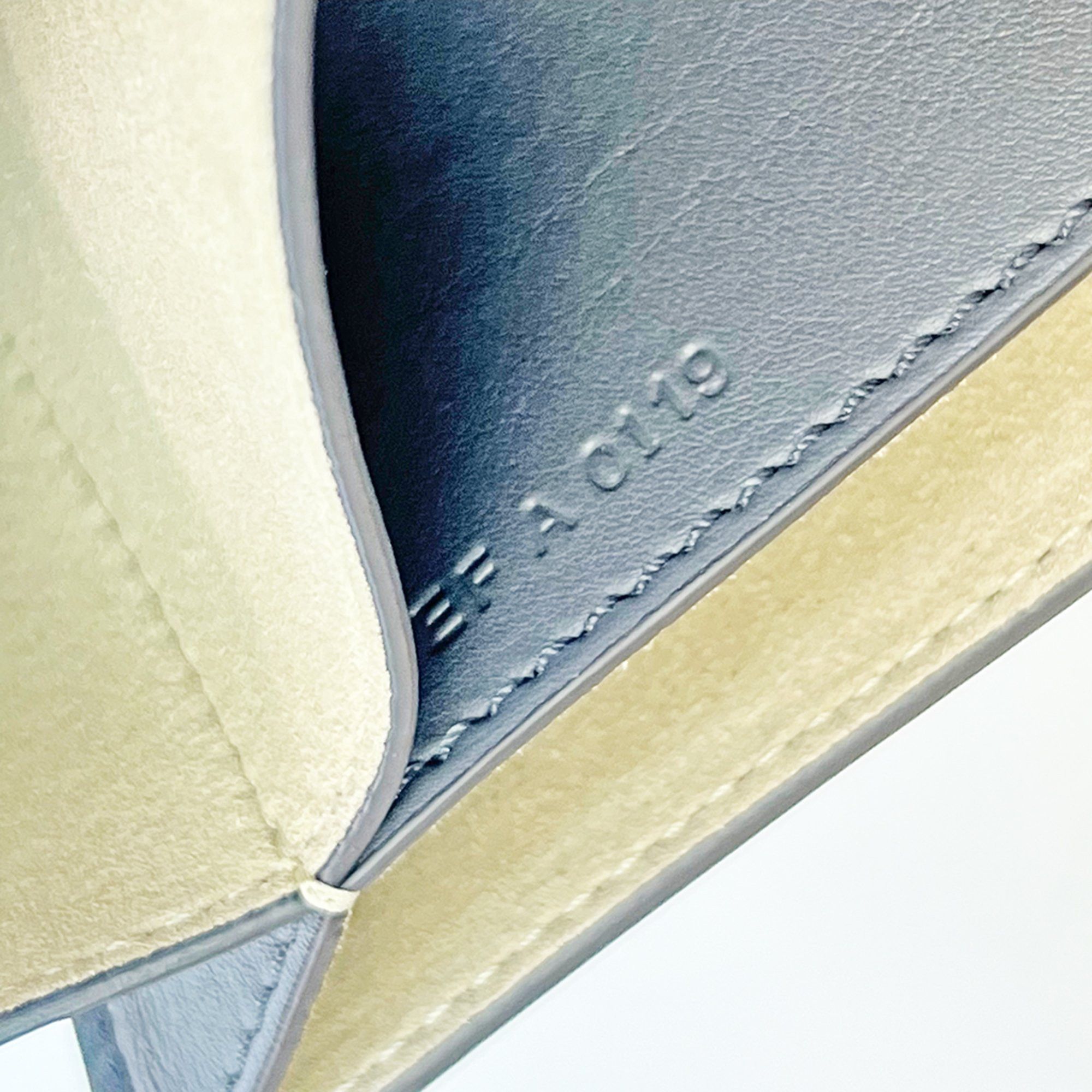 Givenchy Grey Leather Shoulder Bag (Pre-Owned) Size ONE SIZE - 5 Thumbnail