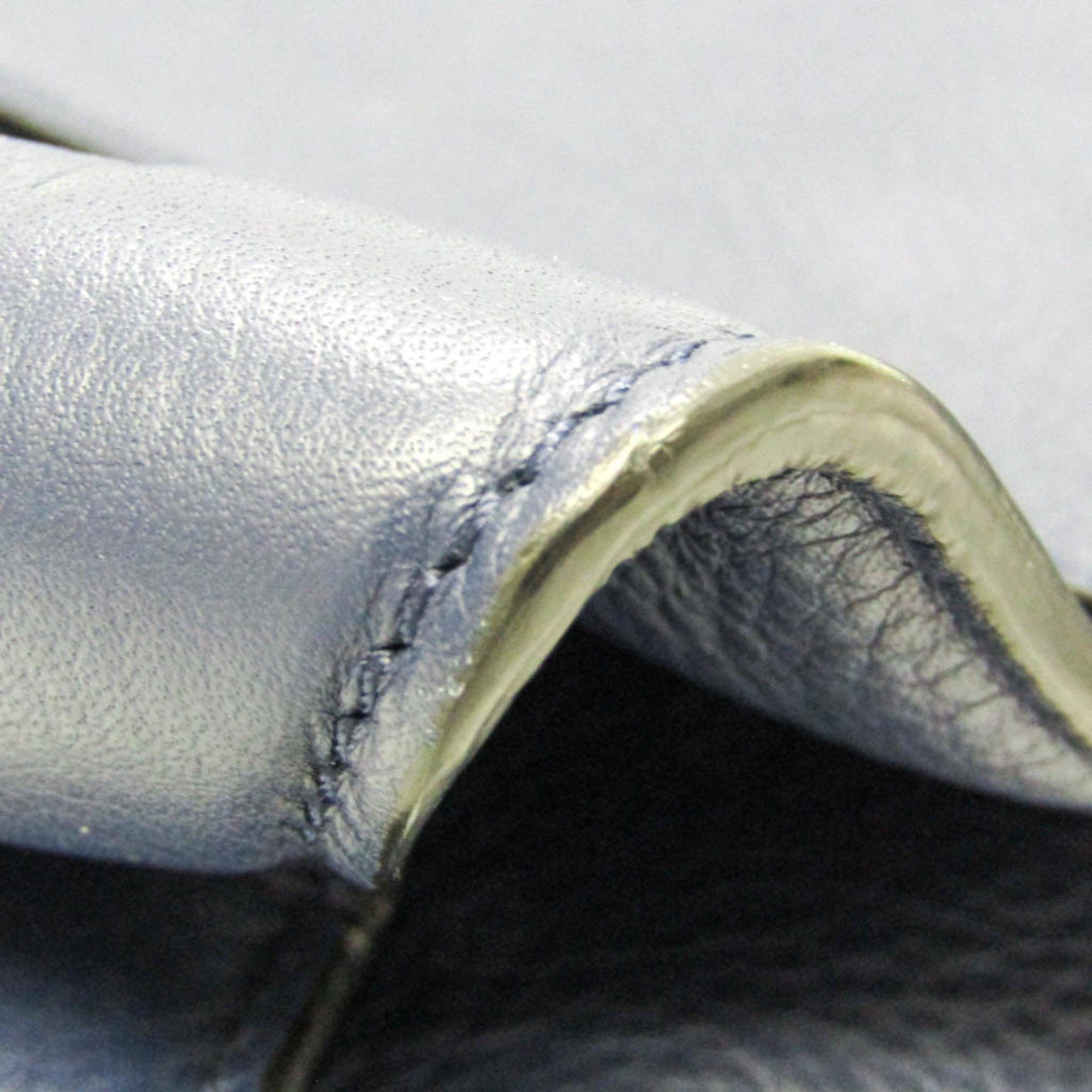 Shark Navy Leather Handbag (Pre-Owned)