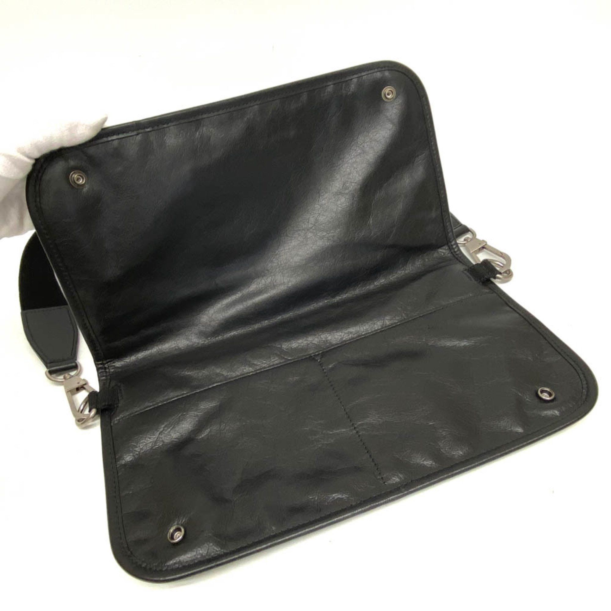 Gucci Interlocking G Black Leather Shoulder Bag (Pre-Owned) Size ONE SIZE - 4 Thumbnail