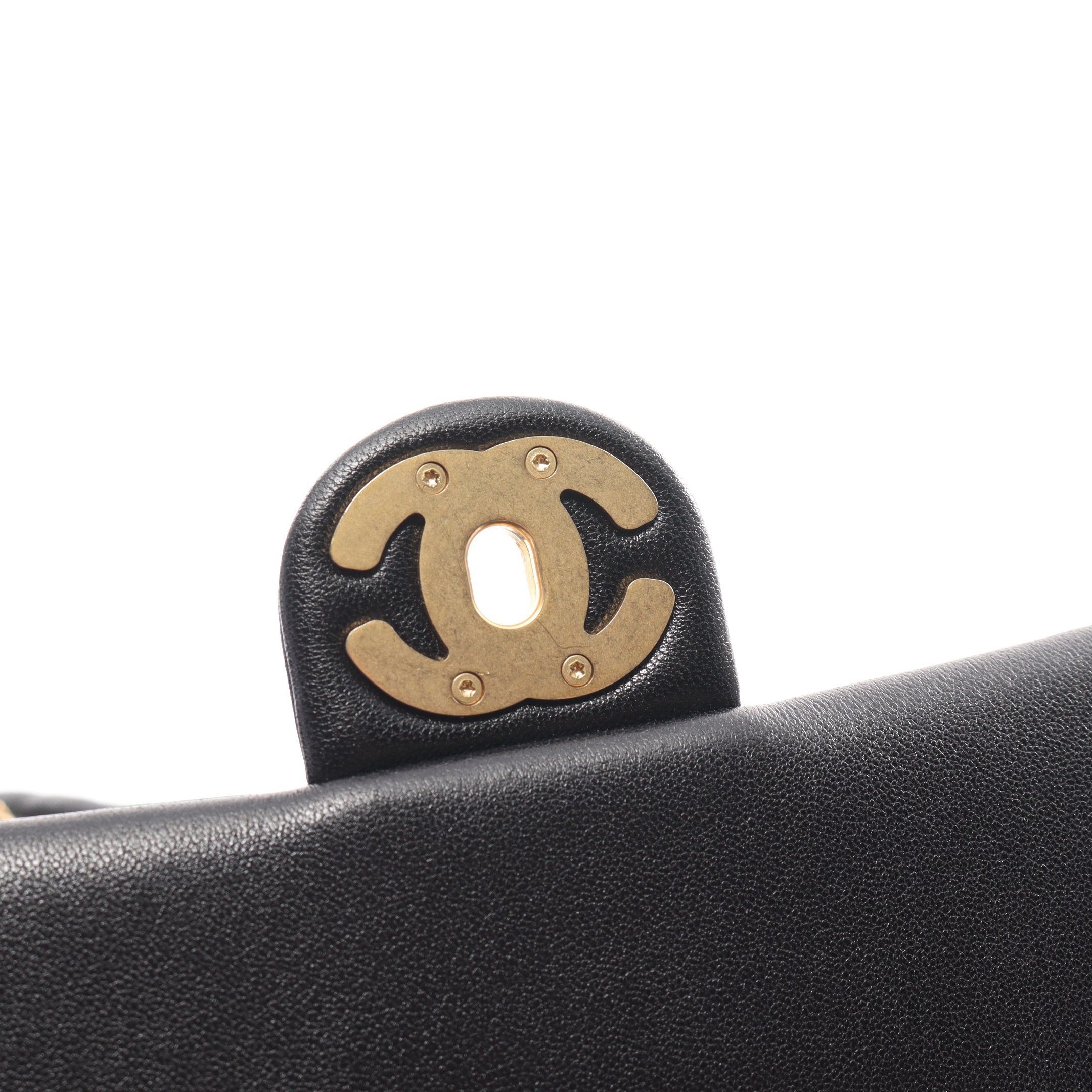 Chanel Chanel Matelasse Chain Shoulder Bag Lambskin Black Gold Hardware Size ONE SIZE - 7 Thumbnail