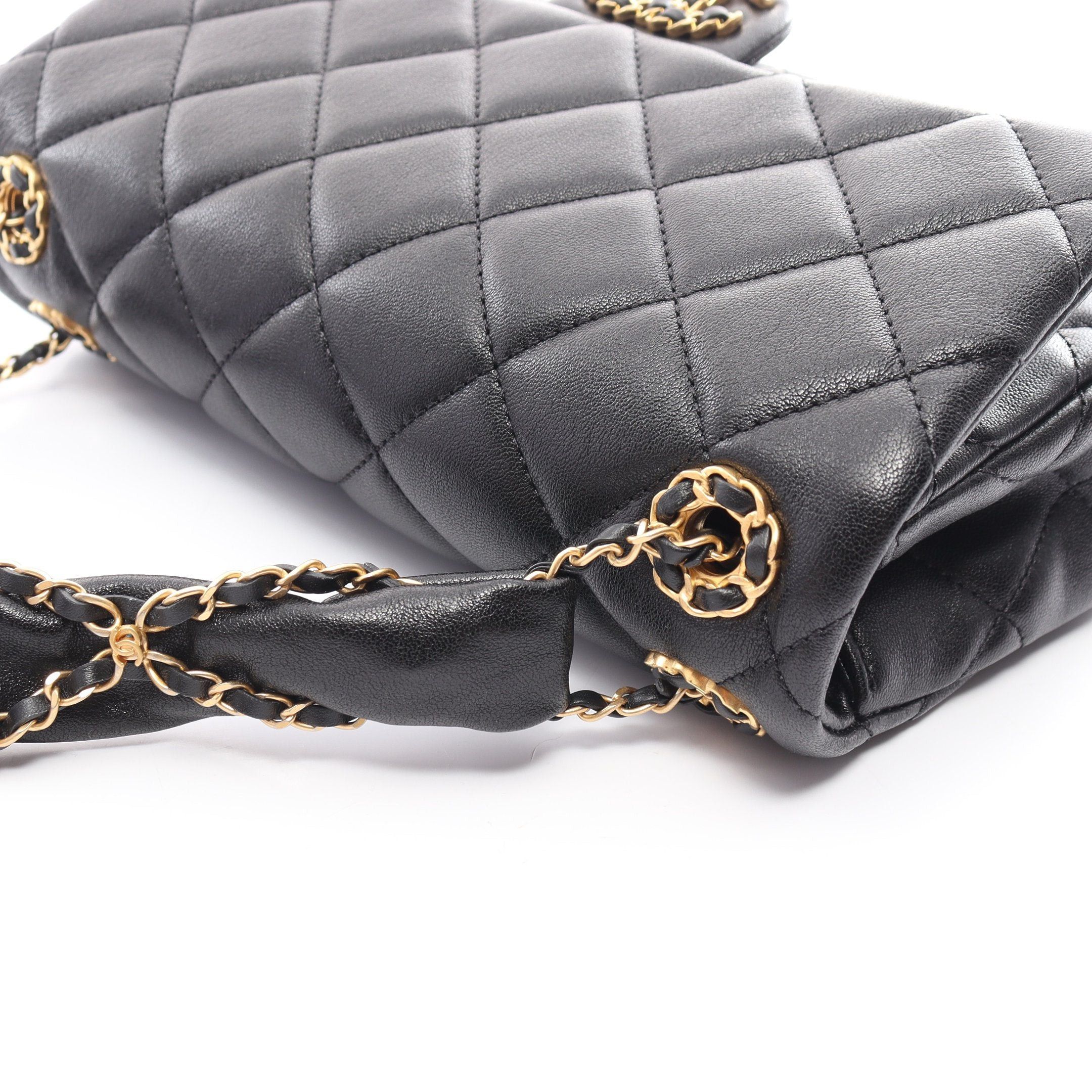 Chanel Chanel Matelasse Chain Shoulder Bag Lambskin Black Gold Hardware Size ONE SIZE - 6 Thumbnail