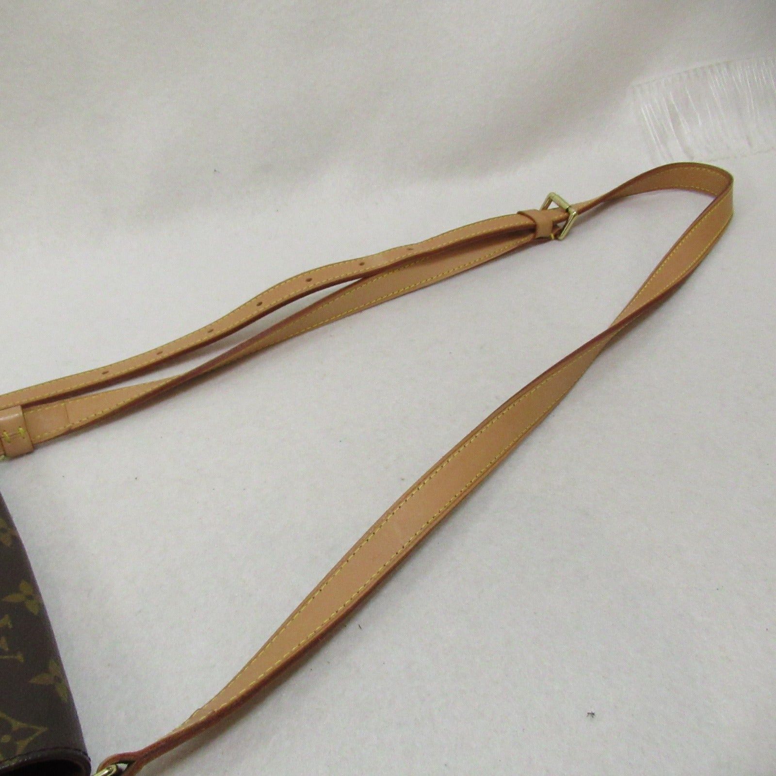 Louis Vuitton Louis Vuitton Musette Salsa Long Shoulder Bag Coated Canvas Monogram Brown Size ONE SIZE - 8 Thumbnail