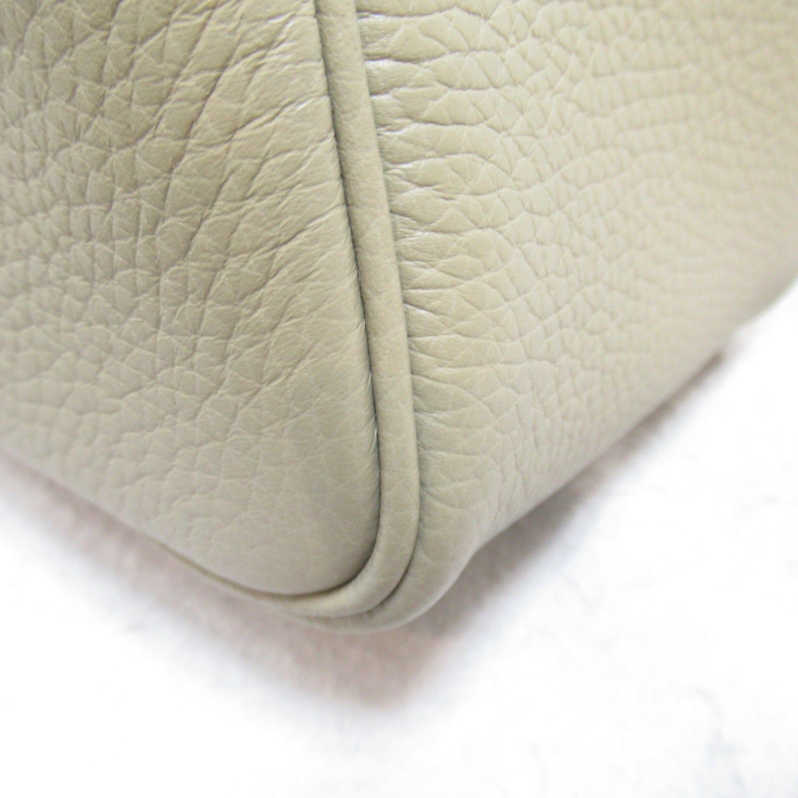 Hermes Hermes Lindy 26 Beige Marfa Shoulder Bag Leather Clemence Gold Hardware Double Engraved Size ONE SIZE - 9 Thumbnail