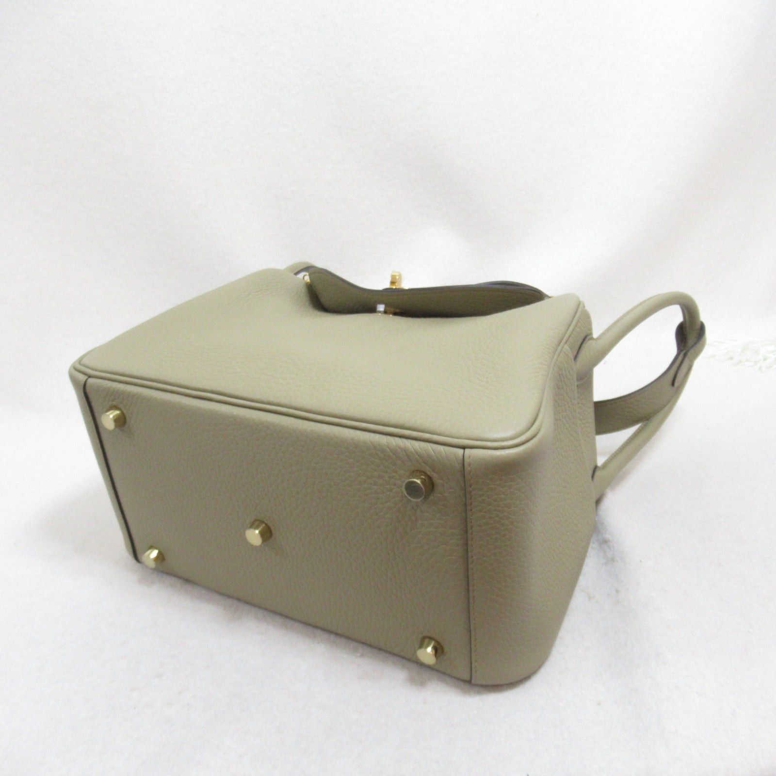 Hermes Hermes Lindy 26 Beige Marfa Shoulder Bag Leather Clemence Gold Hardware Double Engraved Size ONE SIZE - 4 Thumbnail