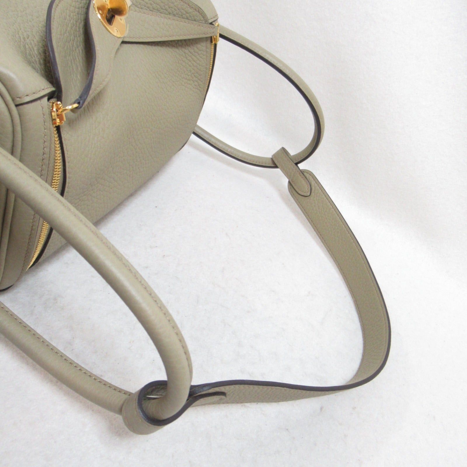 Hermes Hermes Lindy 26 Beige Marfa Shoulder Bag Leather Clemence Gold Hardware Double Engraved Size ONE SIZE - 8 Thumbnail